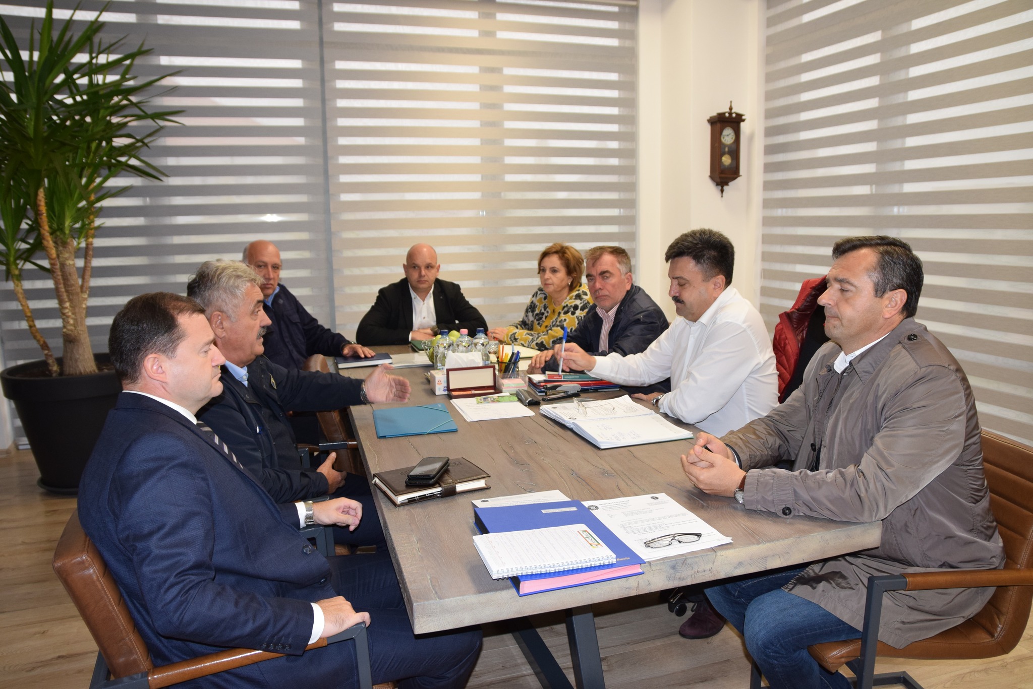 Avem Centură, dar... TIR-urile tot ne blochează orașul în zona străzilor Botizului-Odoreului!