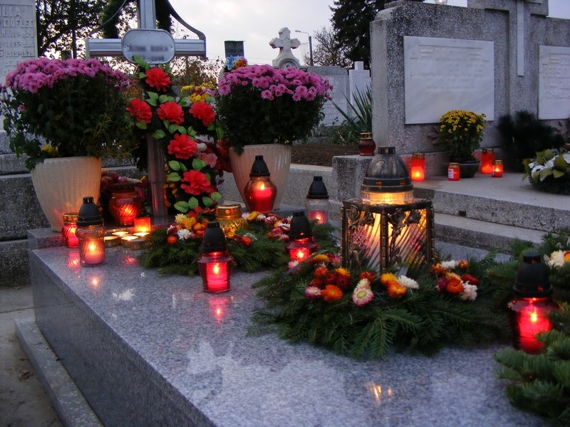 Programul slujbelor de pomenire a celor adormiți