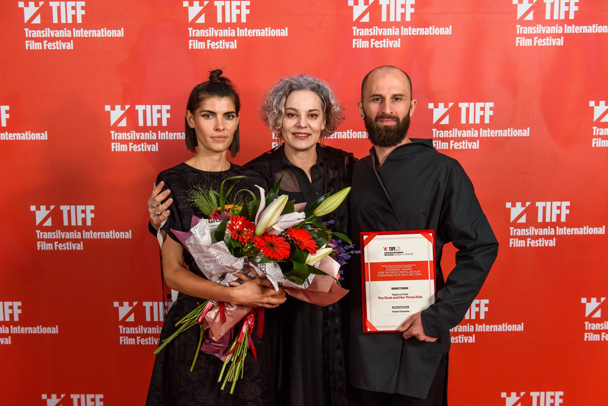 Caravana Capra cu Trei Iezi pleacă prin țară: Maia Morgenstern și Marius Bodochi se întâlnesc cu spectatorii în toată România