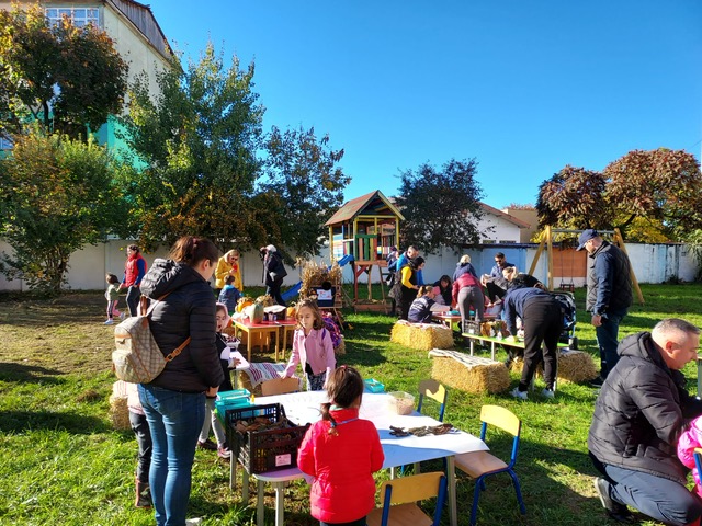 Grădinița cu Program Prelungit Nr 13 din Satu Mare a organizat prima ediție a "Festivalului de Toamnă"