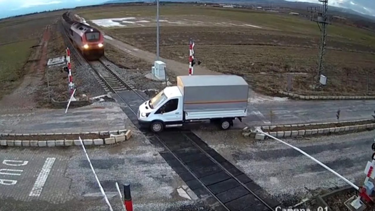 Calea ferată sau calea  frânată...