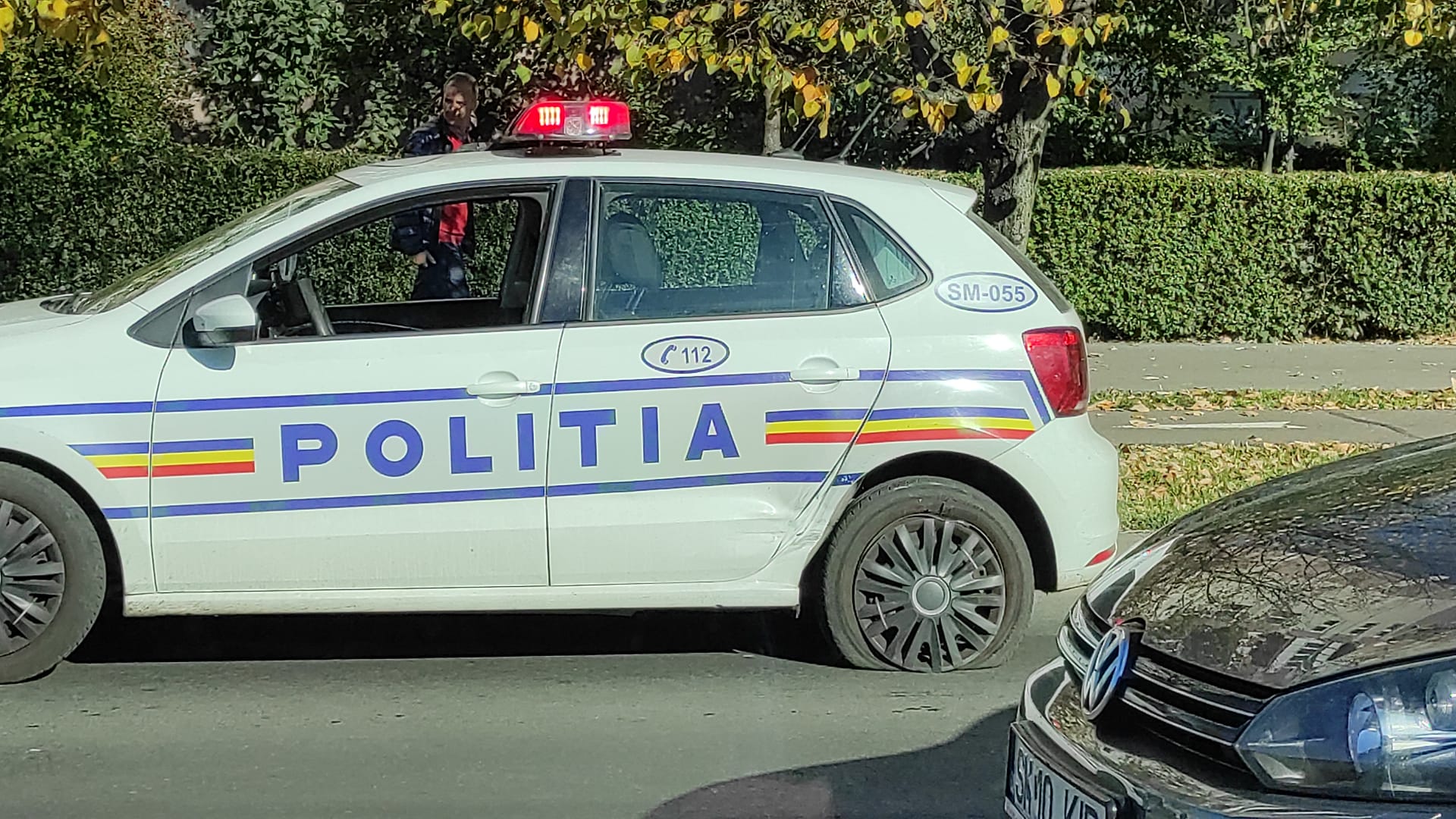 Două accidente în același loc. Mașina poliției a fost implicată