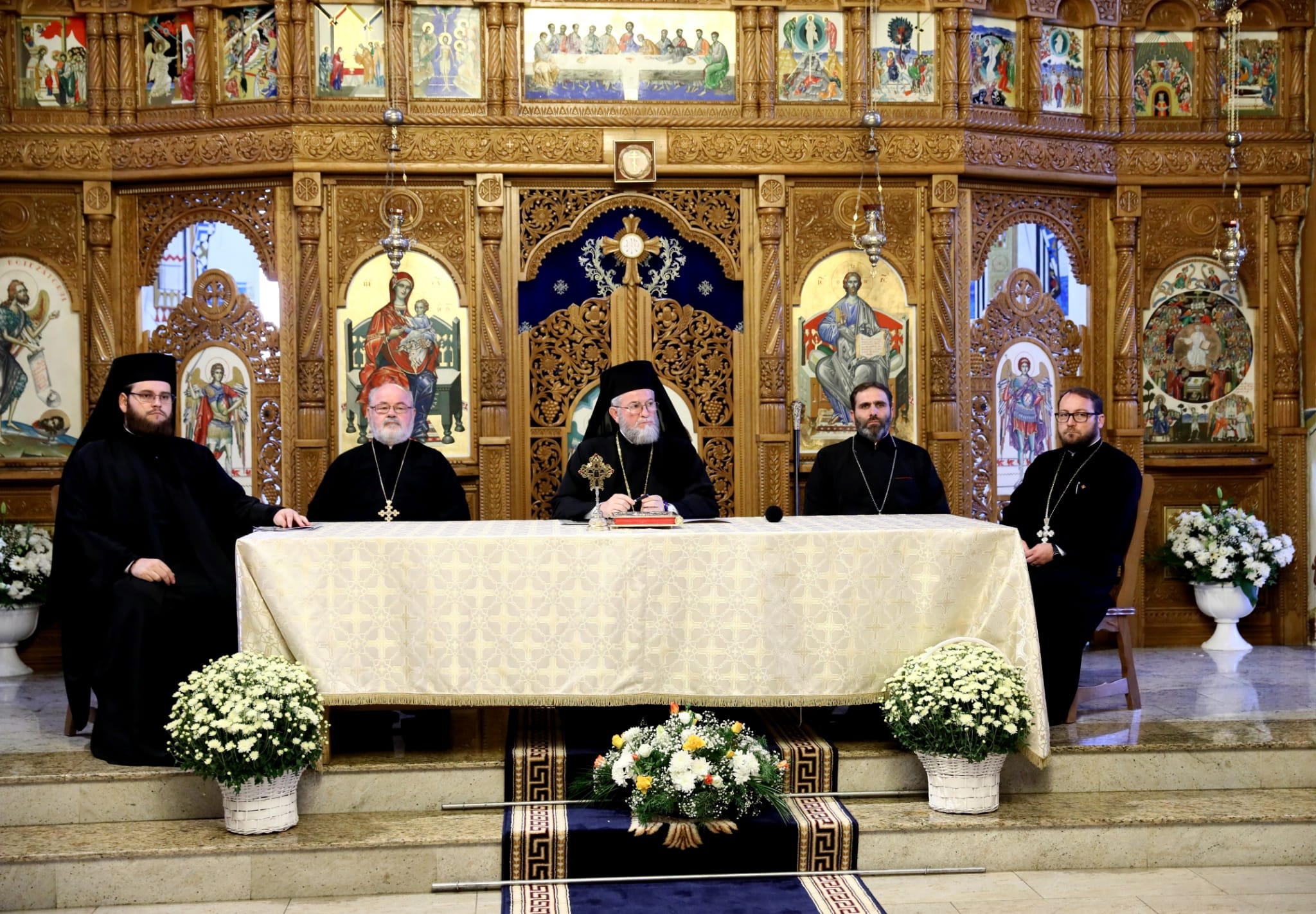 BISERICĂ. Ședința conferinței preoțești de toamnă prezidată de Preasfințitul Părinte Iustin, Episcopul Maramureşului și Sătmarului