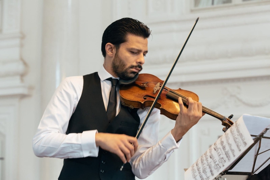 Din nou un Stradivarius pe scena Filarmonicii Dinu Lipatti