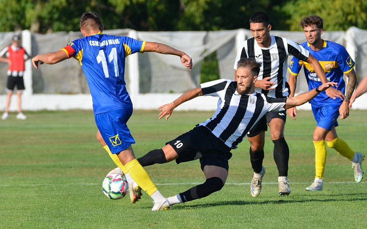 Victoria cu ocaziile, Gloria cu... victoria!