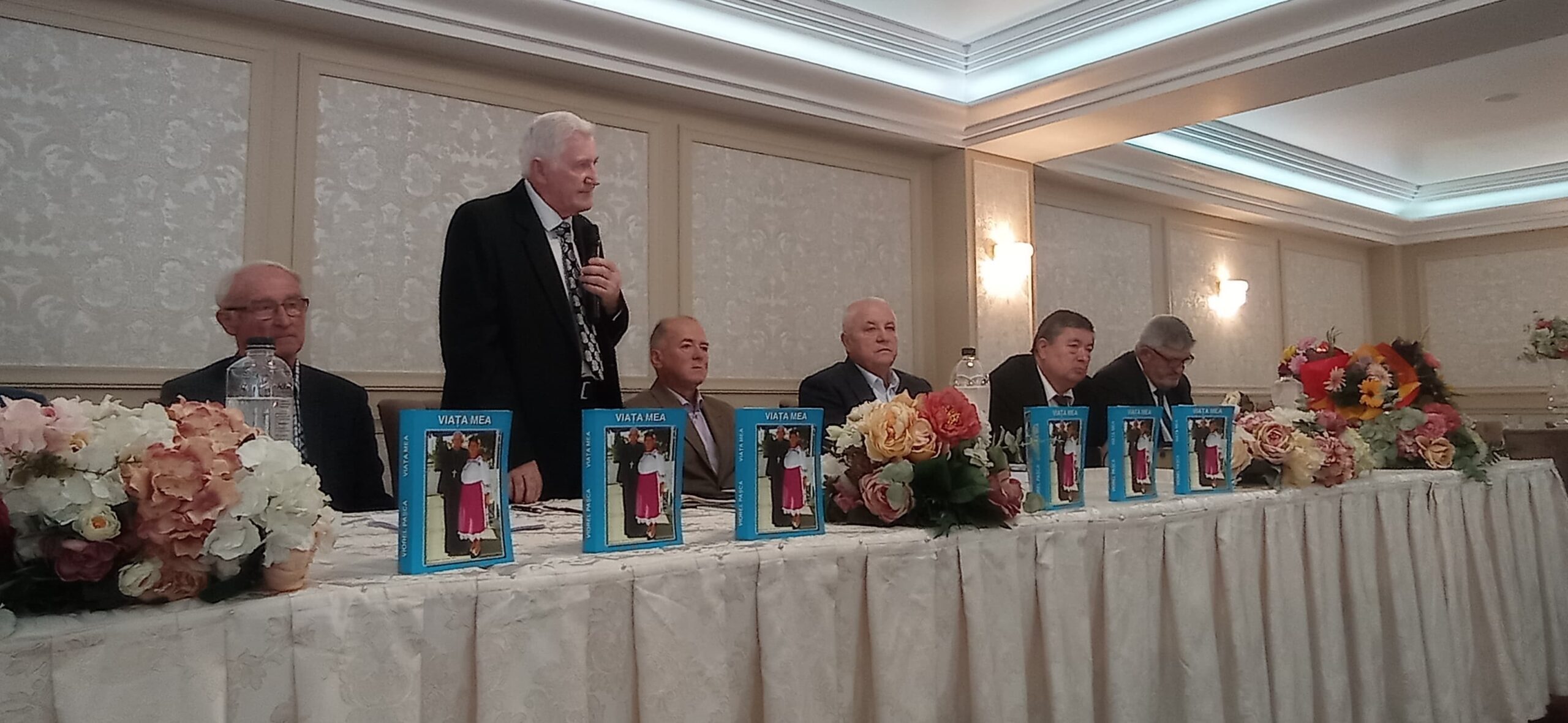 VIDEO/FOTO. Preotul Viorel Pașca și-a lansat cartea biografică ”Viața Mea”