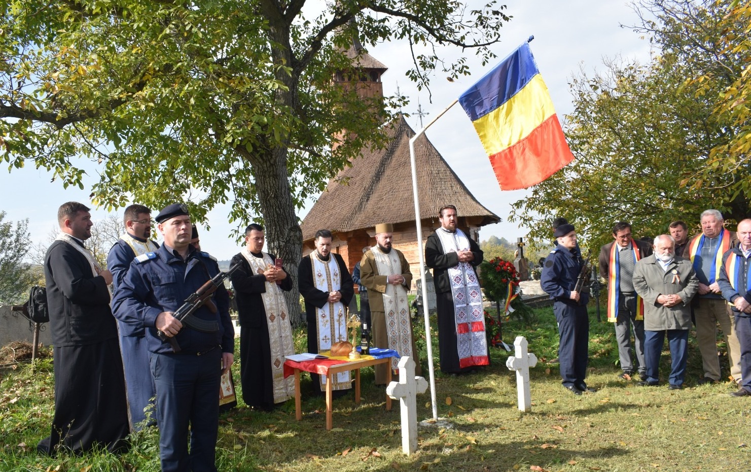 Activități de comemorare a eroilor neamului de la Socond