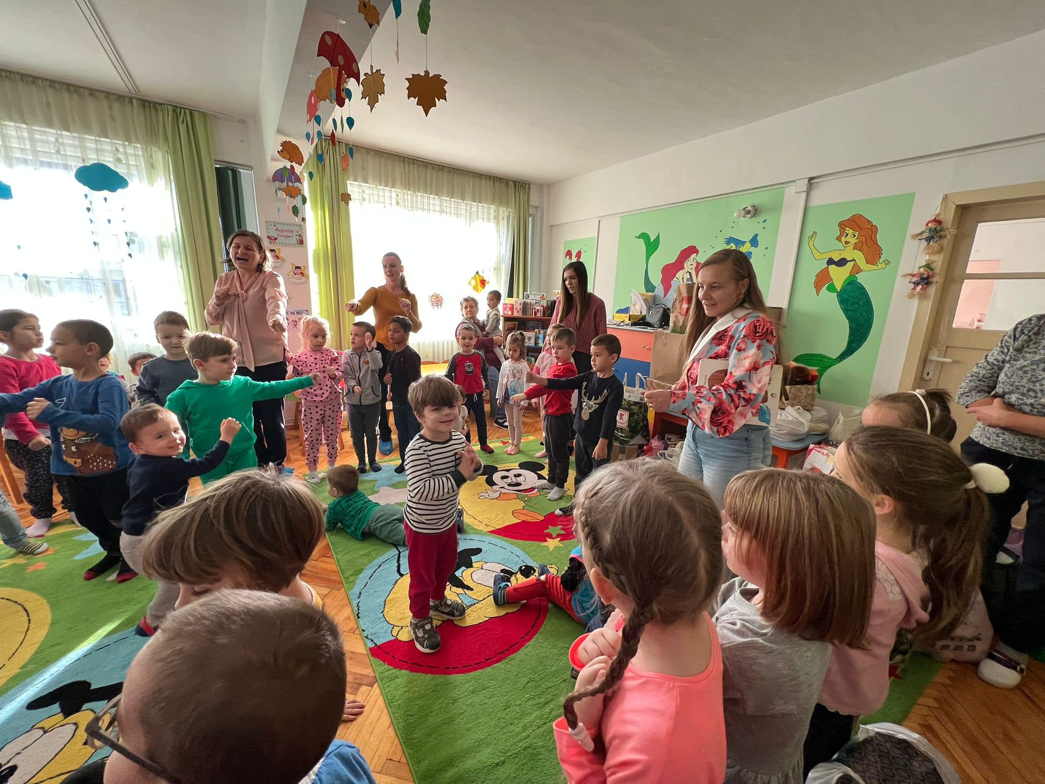 Daruri de la preşcolari pentru prichindeii de la Centrul Social!