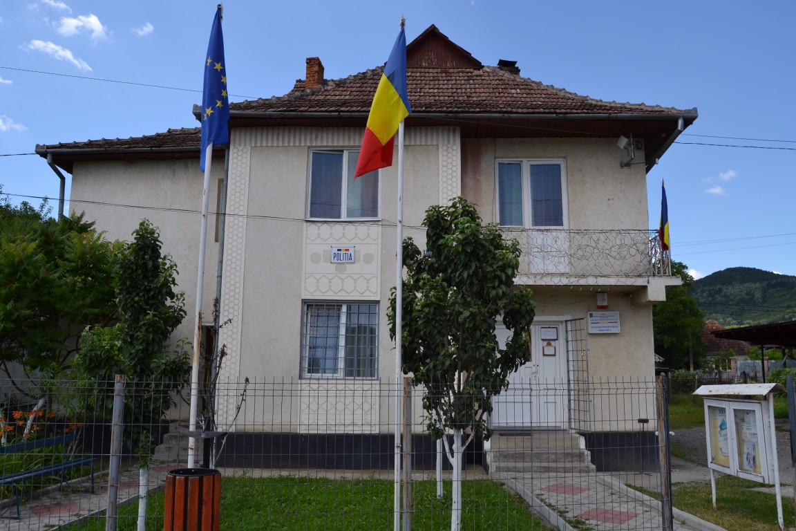 Un OȘAN a MURIT  chiar în sediul POLIȚIEI. A făcut INFARCT