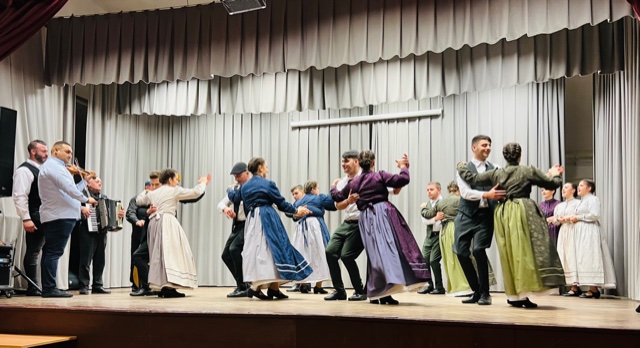 “Jocul fecioresc ardelenesc” la Bătania (Battonya), în Ungaria