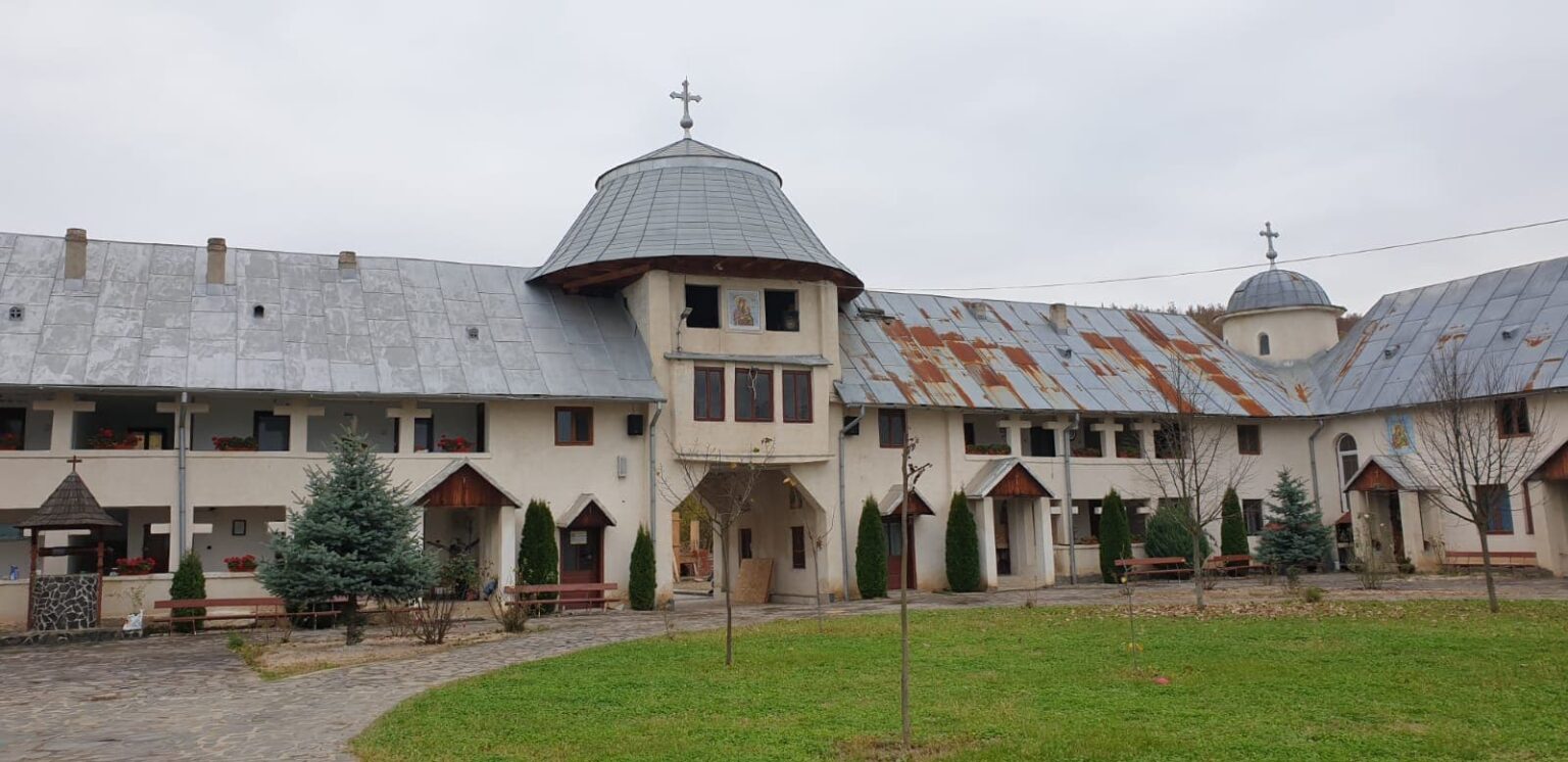 Mănăstirea Portărița – lăcașul sfânt din inima Țării Oașului