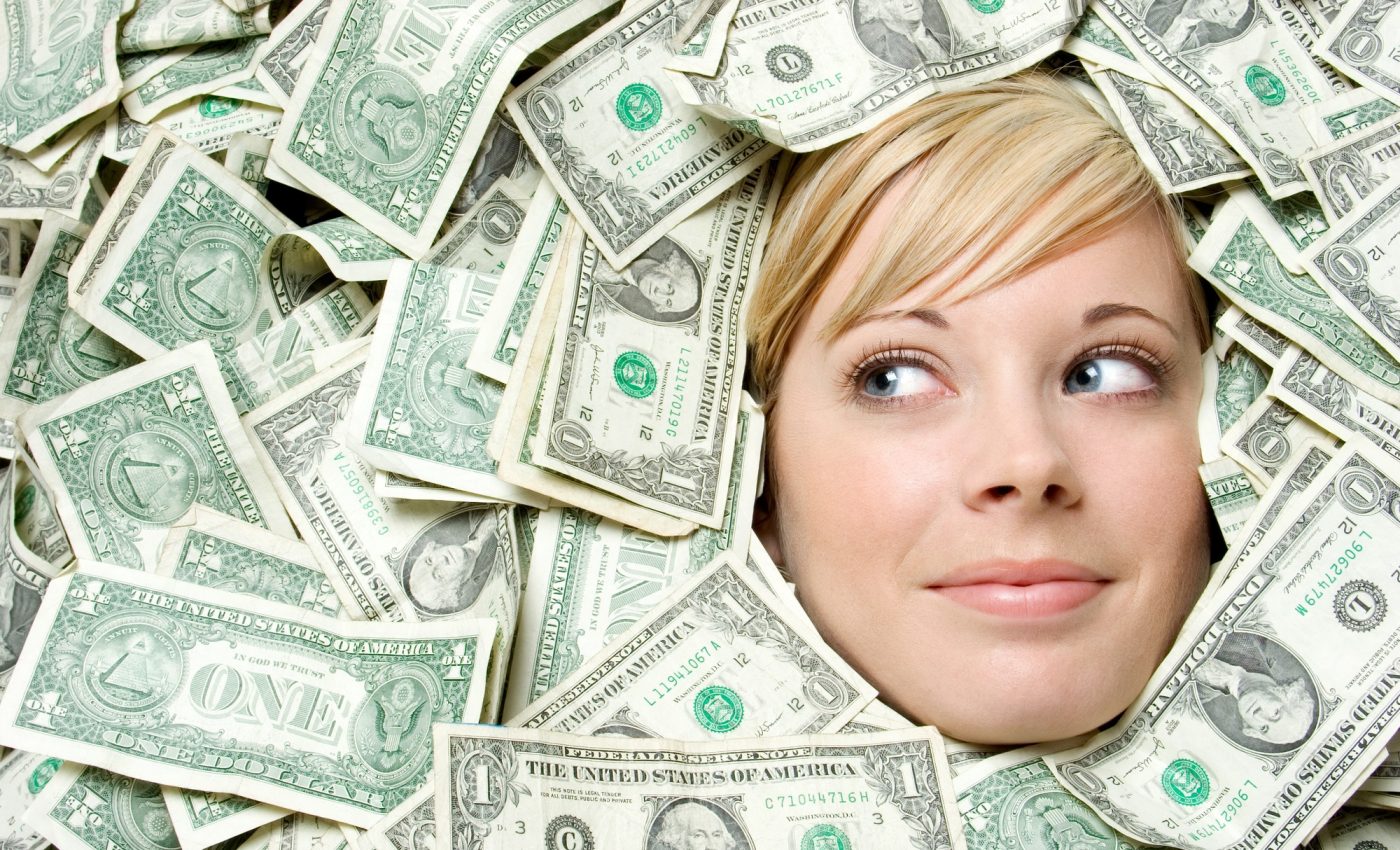 Aduc banii fericirea?