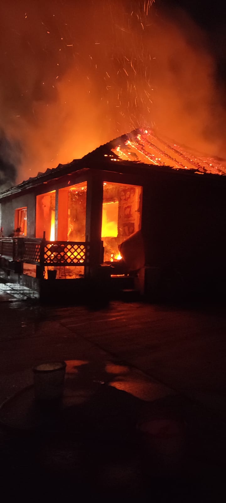 Incendiu devastator în judeţul Satu Mare