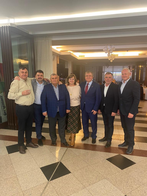 ANIVERSARE.  Omul de afaceri Mihai Crișan și-a  sărbătorit ziua de naștere