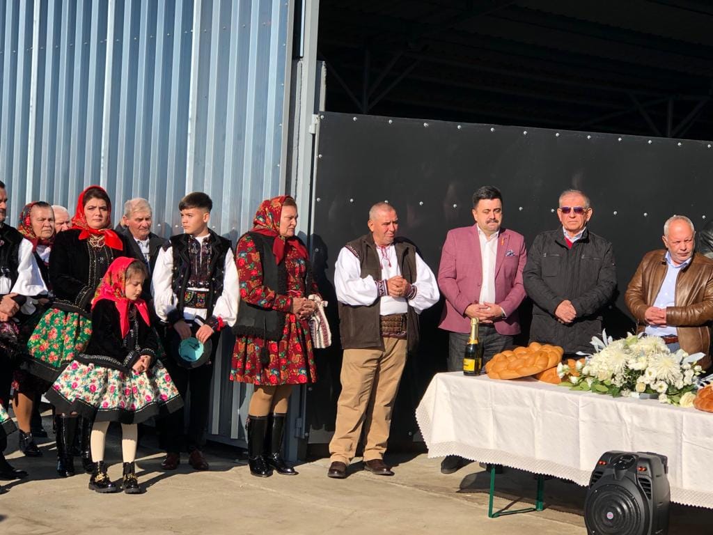 VIDEO/FOTO. REALIZARE. Unicarm a inaugurat noua sa fermă. Vasile Lucuț: Sunt adeptul principiului ”De la Furcă, la furculiță”