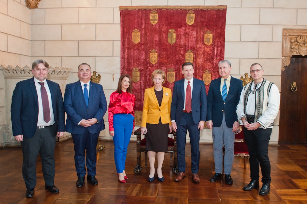 Acord tripartit pentru susținerea furnizorilor locali