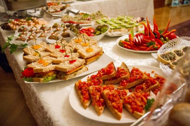 Ce trebuie să mâncăm între Crăciun și Revelion. Specialiștii ne recomandă să consumăm cât mai multă sfeclă roșie