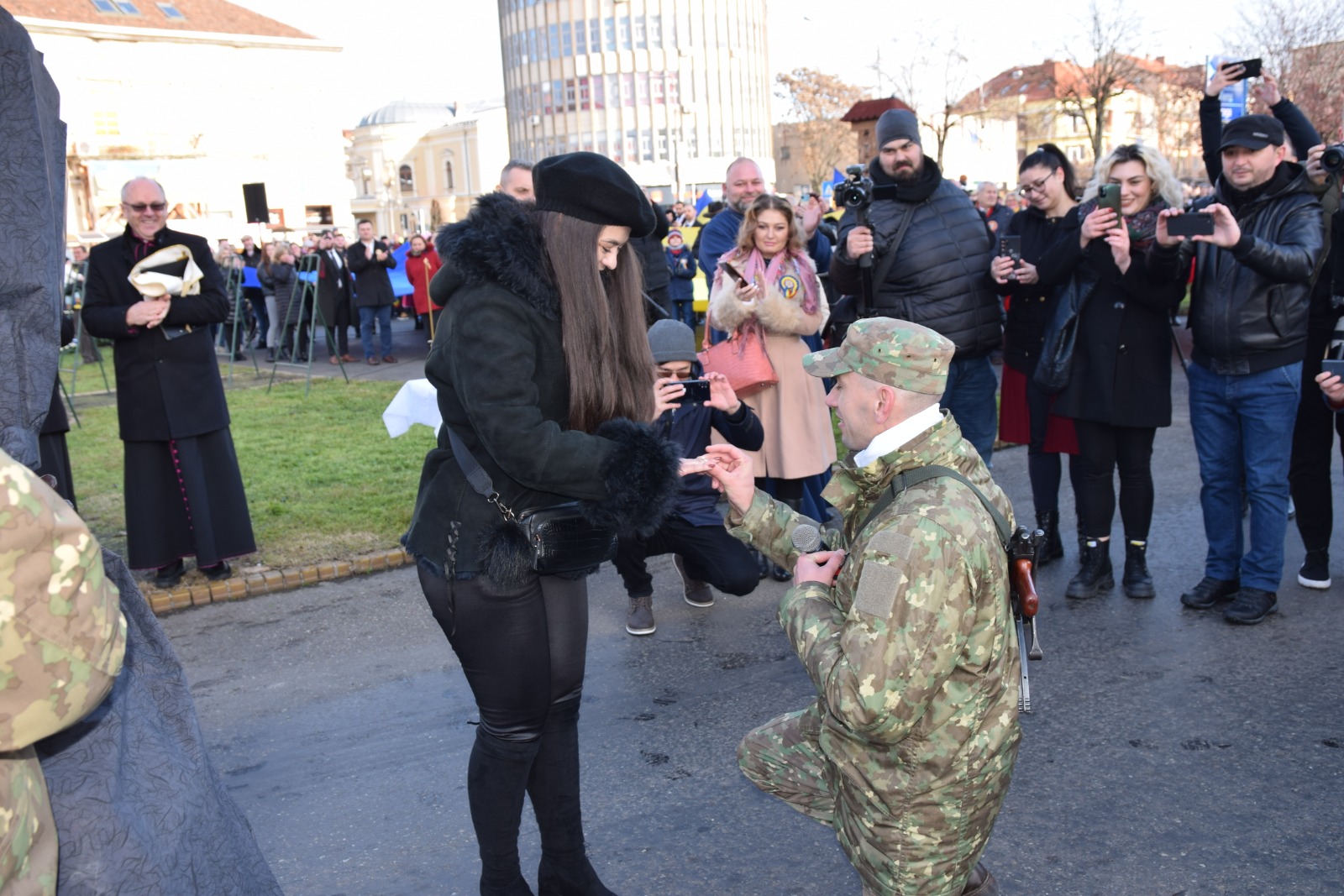 Cerere în căsătorie, chiar de Ziua Națională