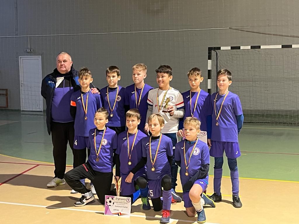 Fotbal U 12 / Turneu reușit organizat de Juniorul Satu Mare