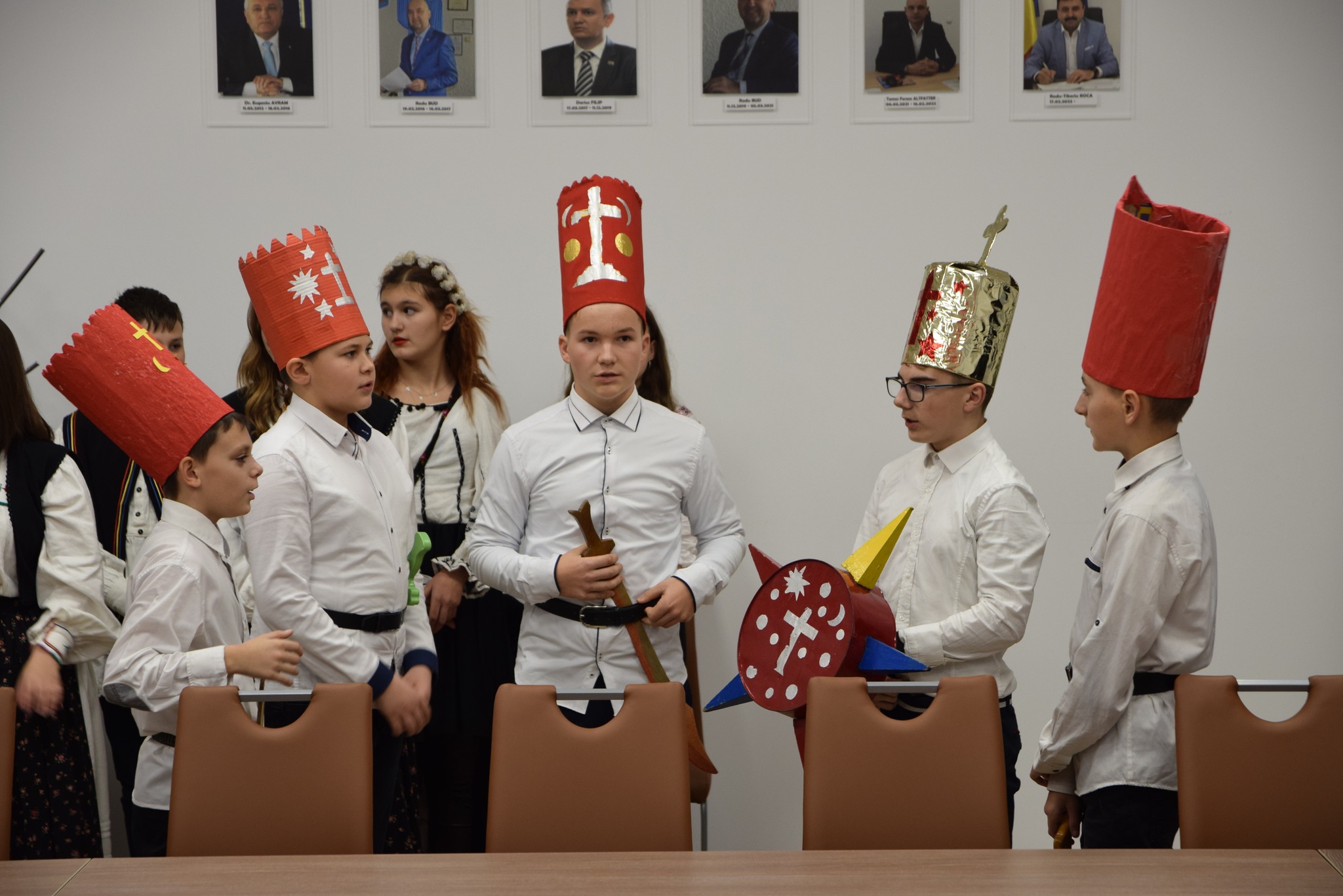 Colindători la Prefectură