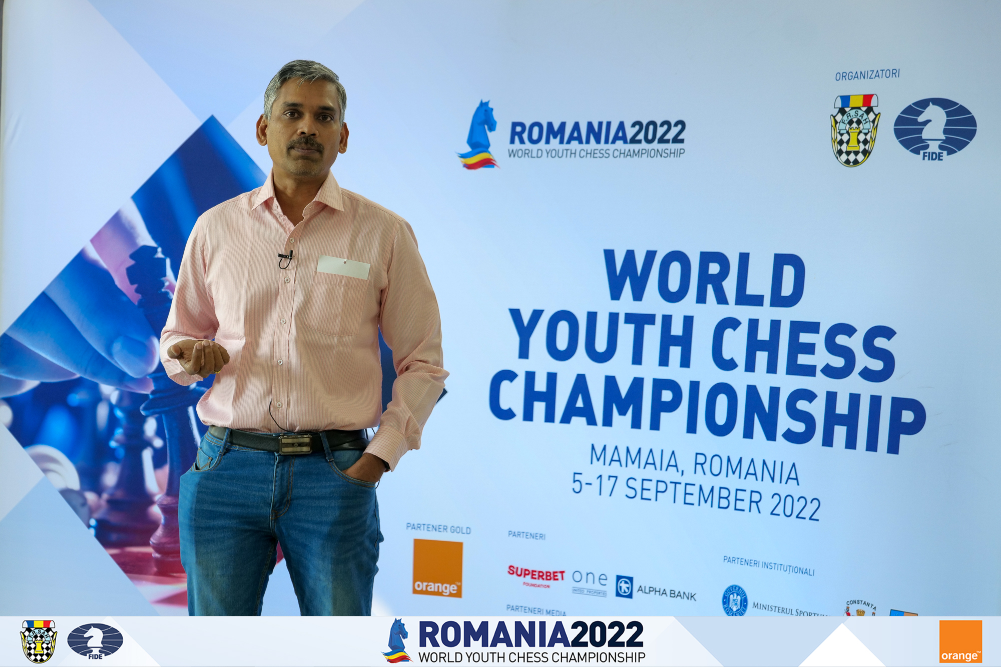 Doi șahiști de la LPS se vor pregăti alături de RB Ramesh, cel mai bun antrenor-psiholog-mentor-metodist din lume