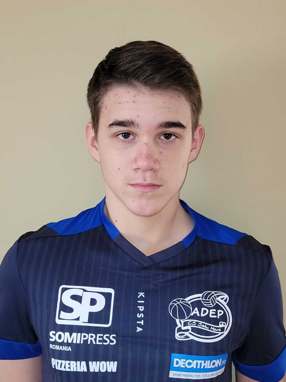 Handbal masculin.  Trei jucători de la ADEP Satu Mare convocați la selecția pentru lotul național de juniori