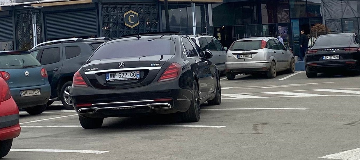 FOTO. Cât de GROS OBRAZ trebuie să ai să faci ASTA?!?!?!