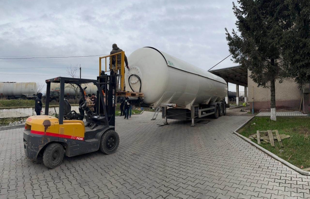 Contrabandă cu cisterna  la Vama Halmeu