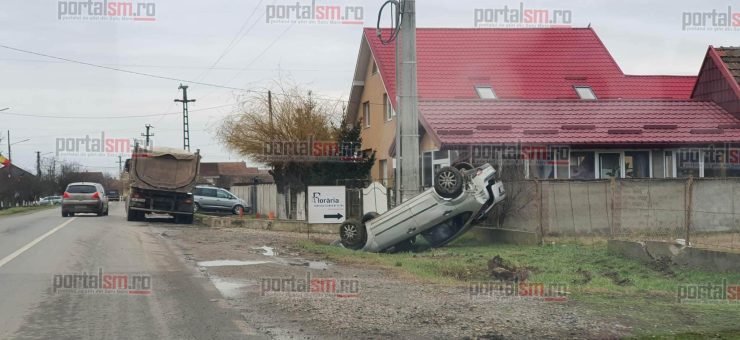 Accident în județ. O mașină s-a dat peste cap și s-a oprit într-un gard