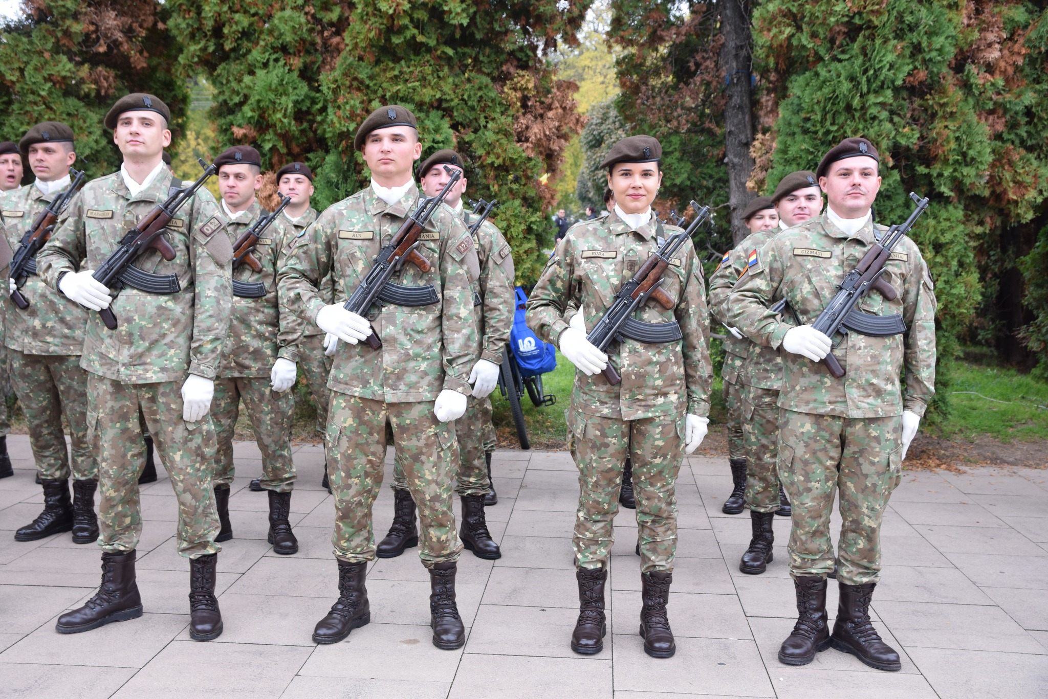 Angajări în armată 2023.  MApN recrutează tineri fără școală militară