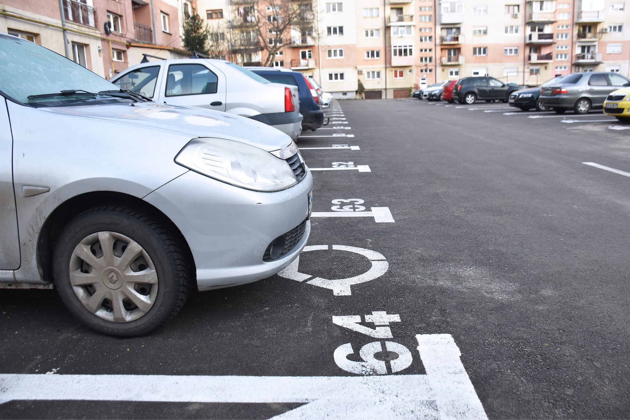 Începe eliberarea abonamentelor de parcare pentru anul 2023