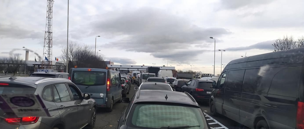 AGLOMERAȚIE, Trafic infernal prin vămile sătmărene