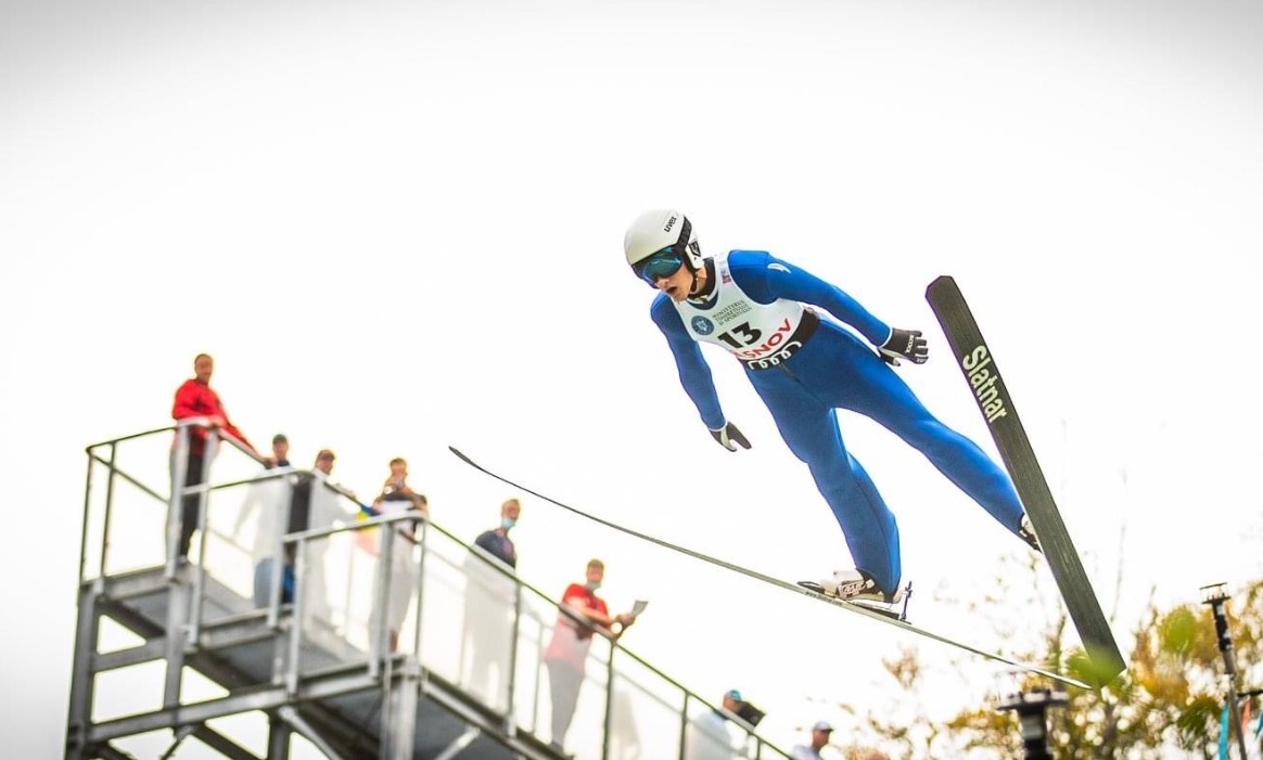 91 de sportivi din 17 țări concurează la Cupa Mondială de Sărituri cu Schiurile de la Râșnov