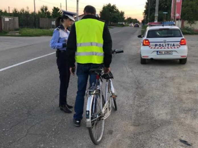 RAZIE a polițiștilor pentru combaterea ABATERILOR  făcute de bicicliști