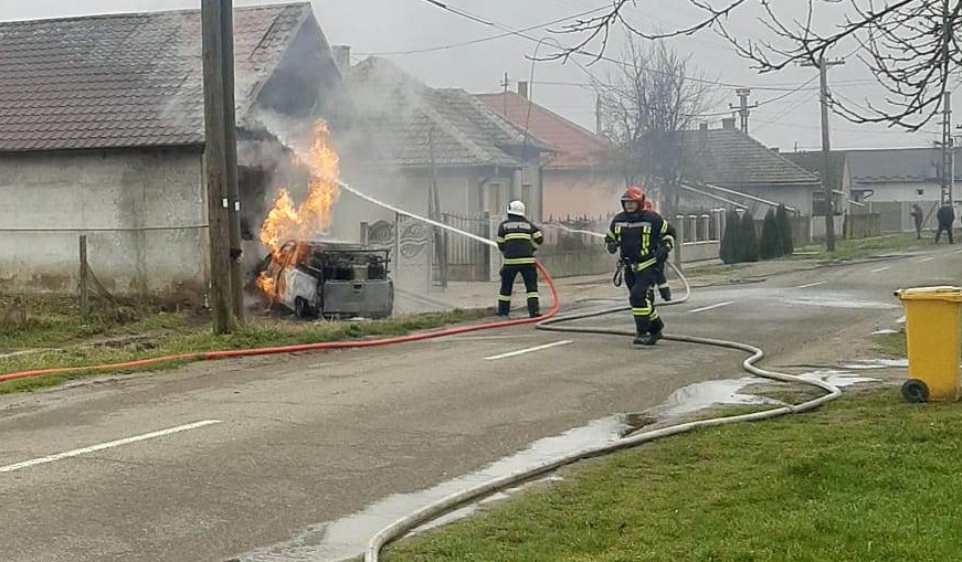 VIDEO/FOTO. DEFLAGRAȚII în județ. De la ce au IZBUCNIT
