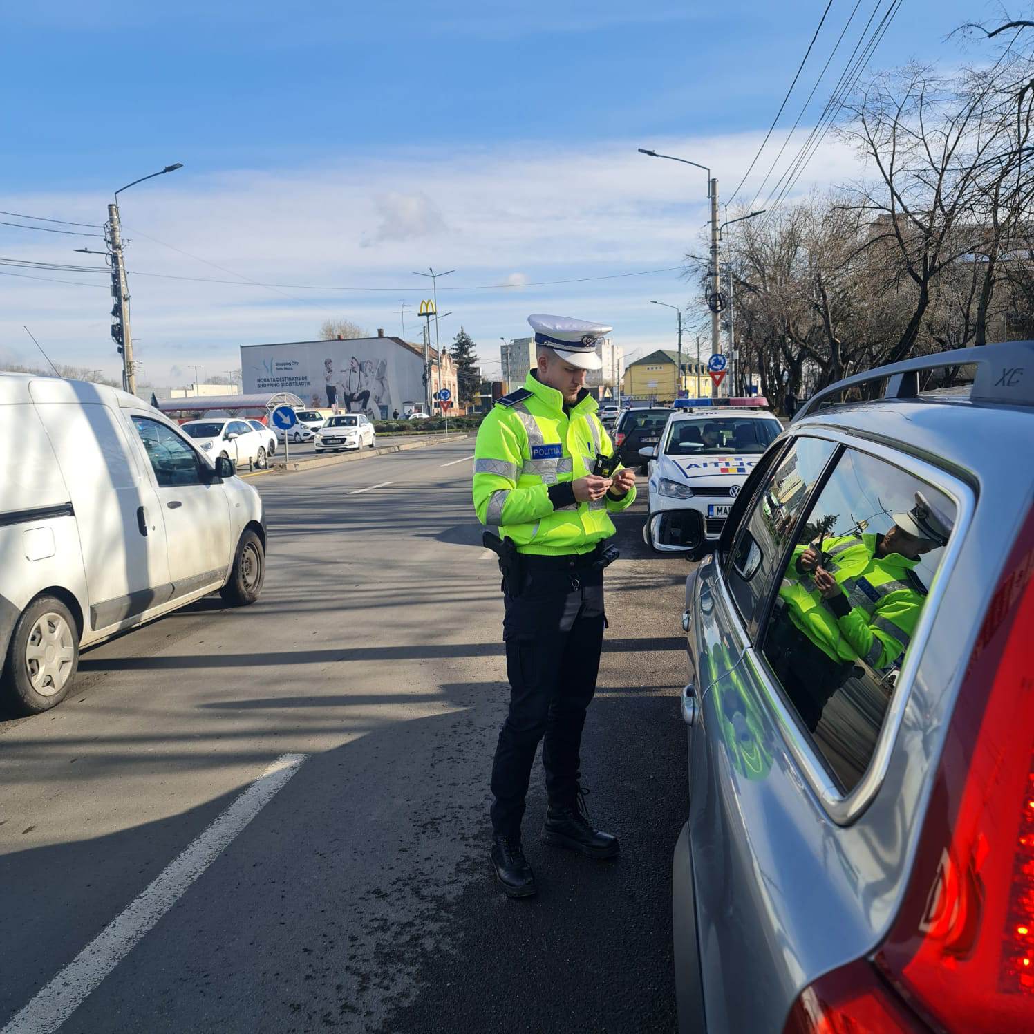 FILTRE RUTIERE în tot județul. Ce au URMĂRIT  polițiștii