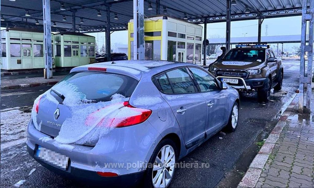 Mașină furată din Ungaria, depistată la Petea