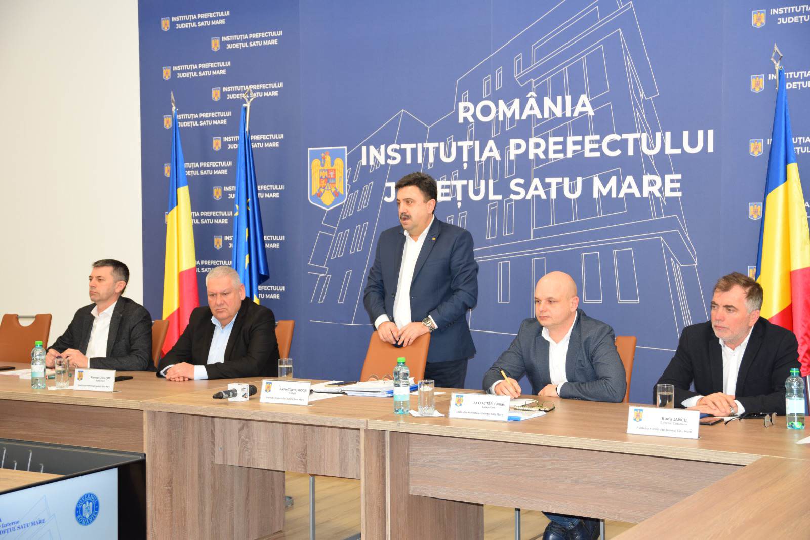 Prefectul Radu Roca a prezentat raportul de activitate la împlinirea unui an de mandat