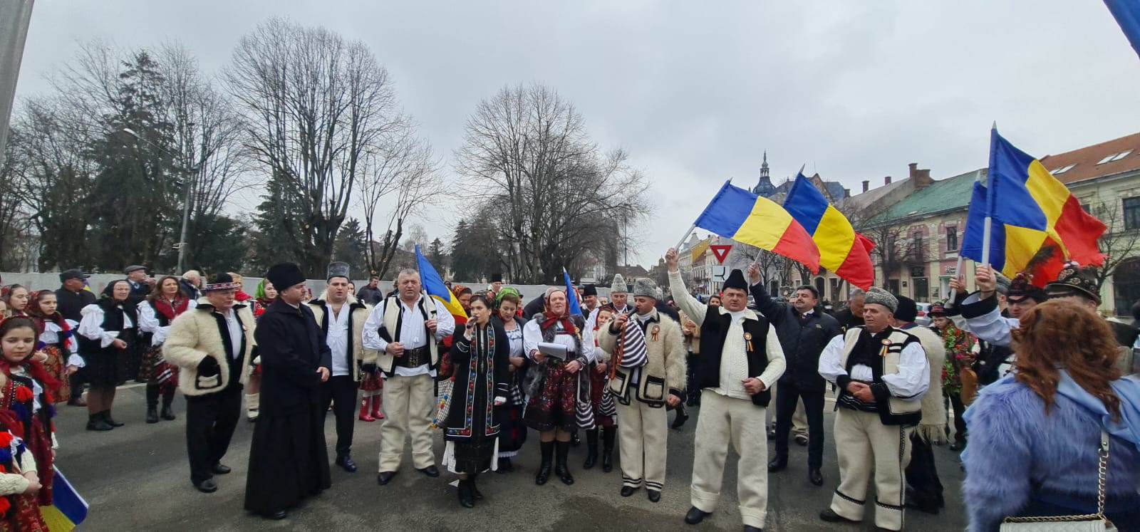 VIDEO/FOTO. SĂRBĂTOARE Demonstrație de spiritualitate românească la Satu Mare