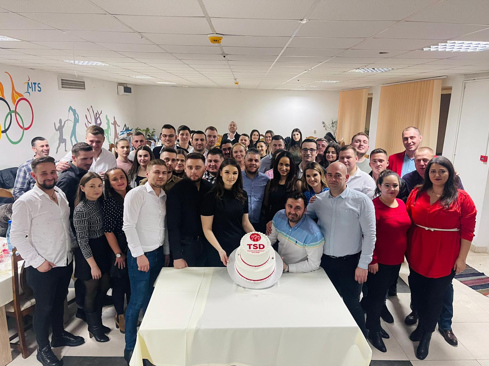 Socializare și voie bună în rândul tinerilor din echipa Tineretul Social Democrat Satu Mare