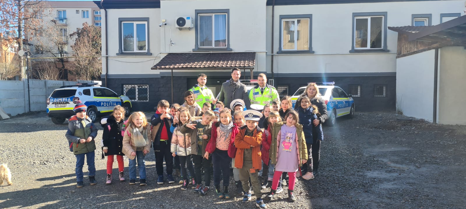Polițiștii negreșteni alături de preșcolari și școlari în cadrul  programului ,,Școala Verde ”
