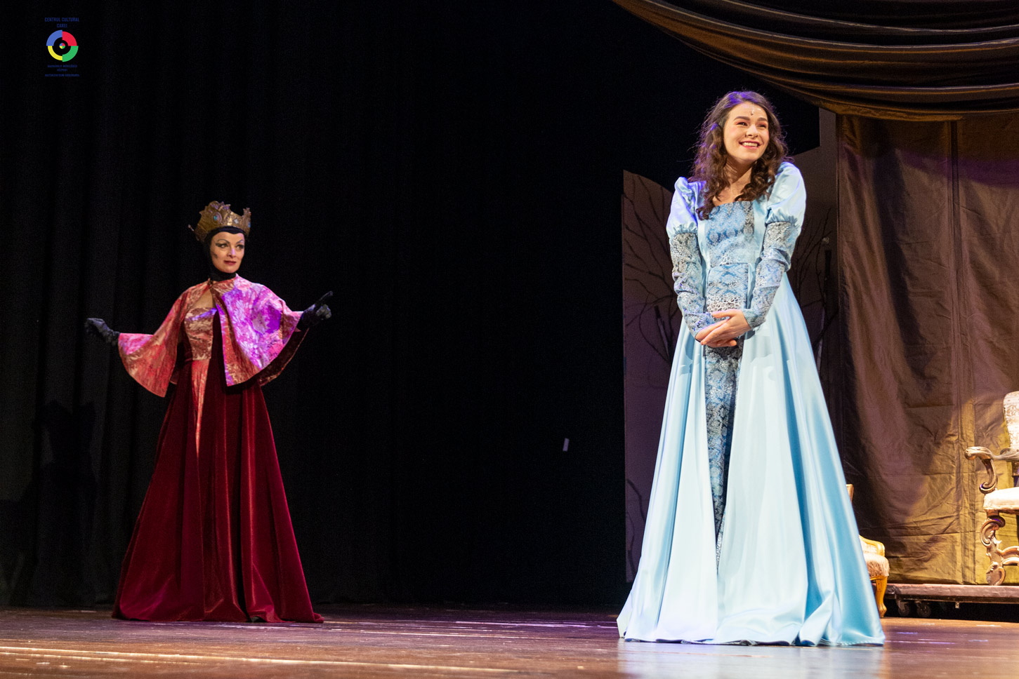 Albă ca Zăpada, în patru reprezentații