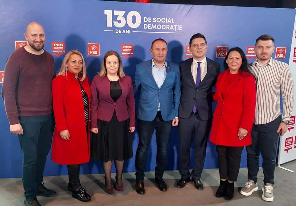 O parte dintre social-democrații sătmăreni, au marcat 130 de ani de social democrație