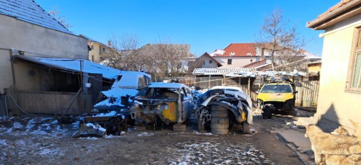 Sătmărean amendat de Garda de Mediu pentru că dezmembra mașini fără autorizație