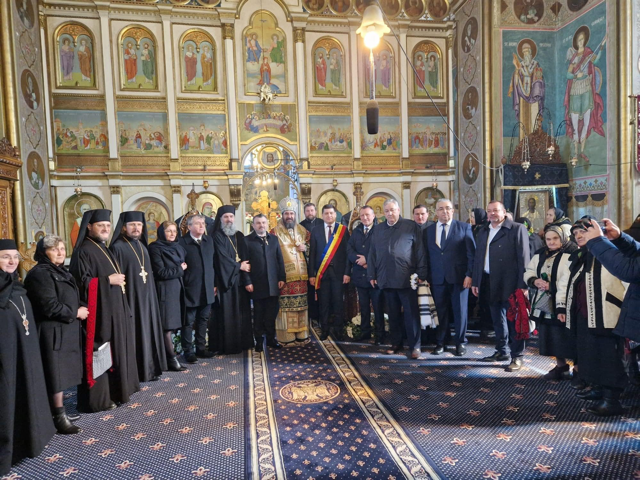 Sătmăreanului Gică Cârciu, i-a fost înmânată Crucea Arhiepiscopiei Sucevei și Rădăuților, de către Preasfințitul Părinte Damaschin Dorneanul, Episccop Vicar