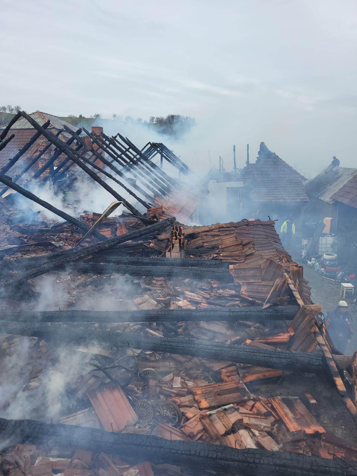 CUMPLIT. Incendiu de amploare în județul Satu Mare