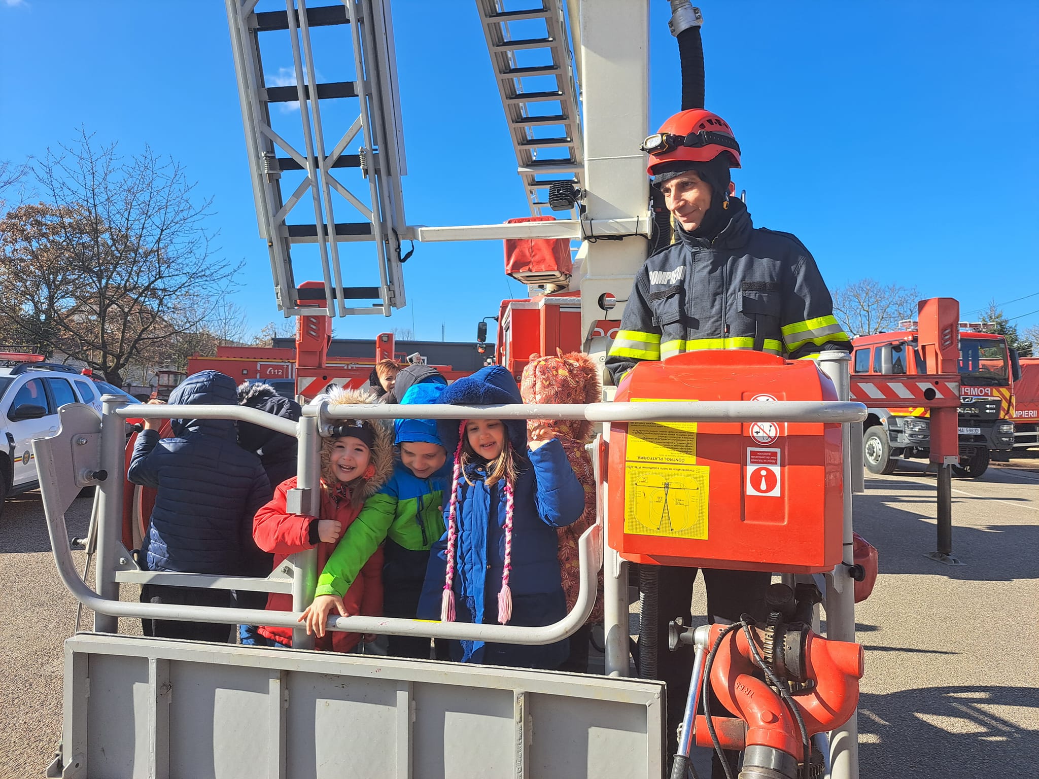 Voinicii Grădiniței cu program prelungit, Mondiala, în vizită la Inspectoratul pentru Situații de Urgență