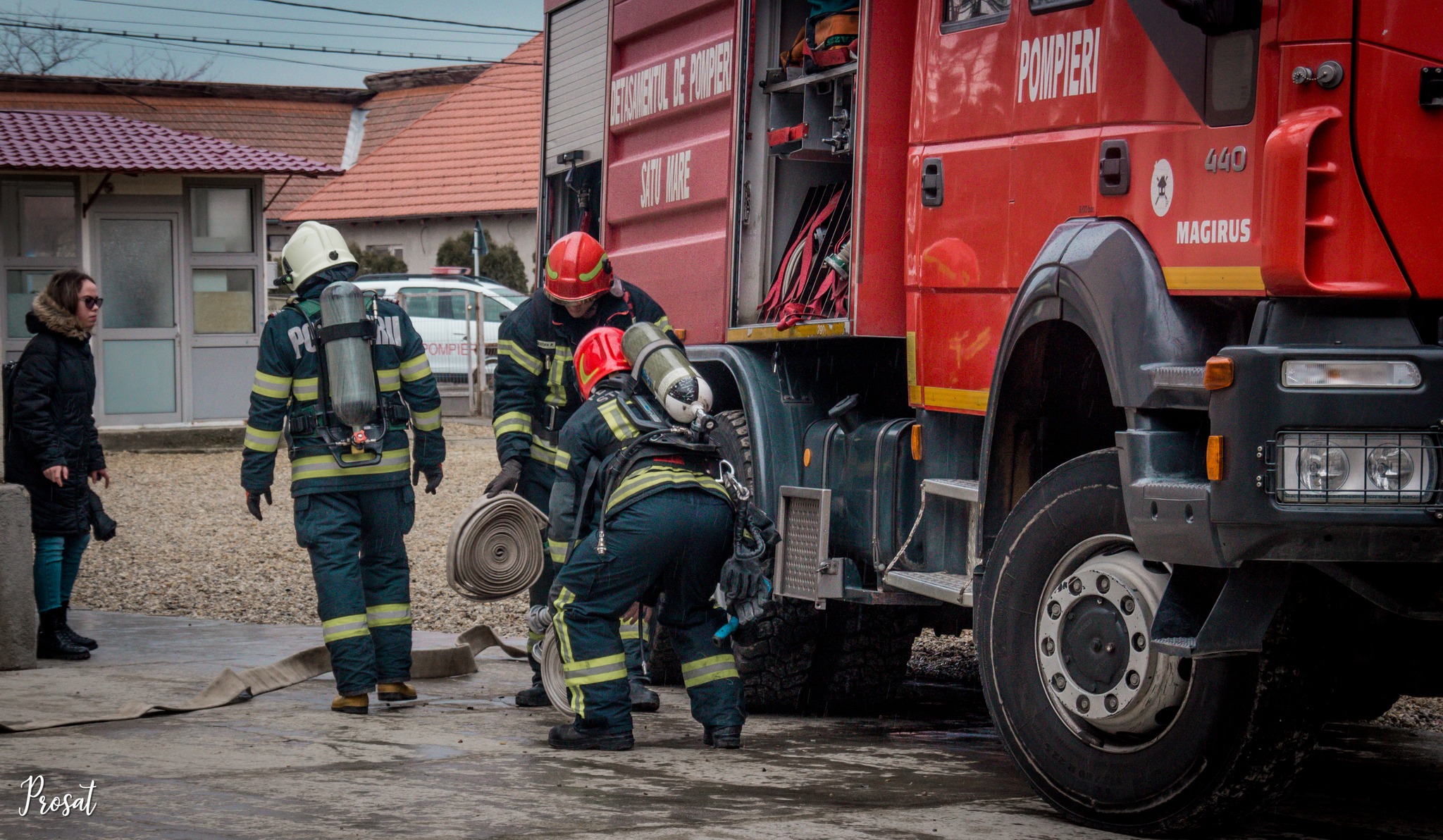 FOTO. Situație de urgență la școala din Medieșu Aurit (exercițiu)