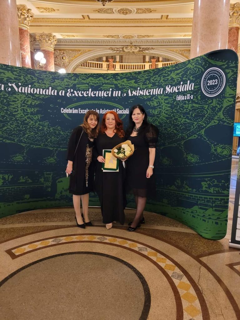 Sătmăreanca Florica-Crina Pătcaș, premiată la Gala Națională a Excelenței în Asistență Socială