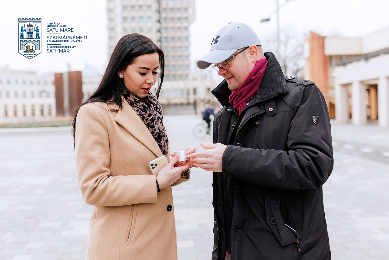 FOTO. Mărțișoare de la primar